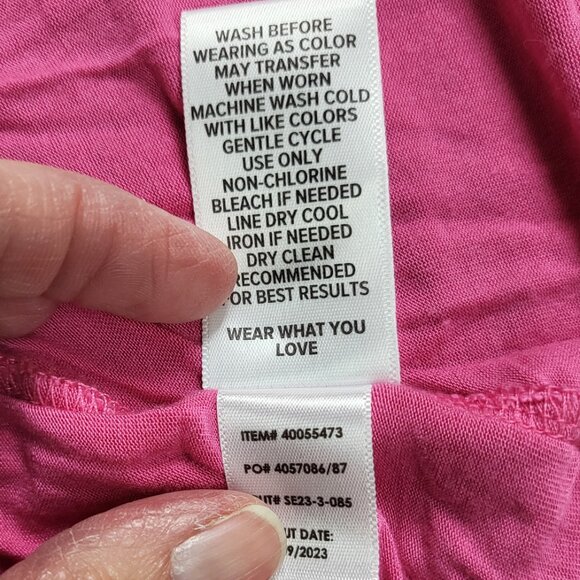 Super Soft by Torrid short-sleeve knit t-shirt in rich pink GUC size 00 or M/L - Picture 6 of 9